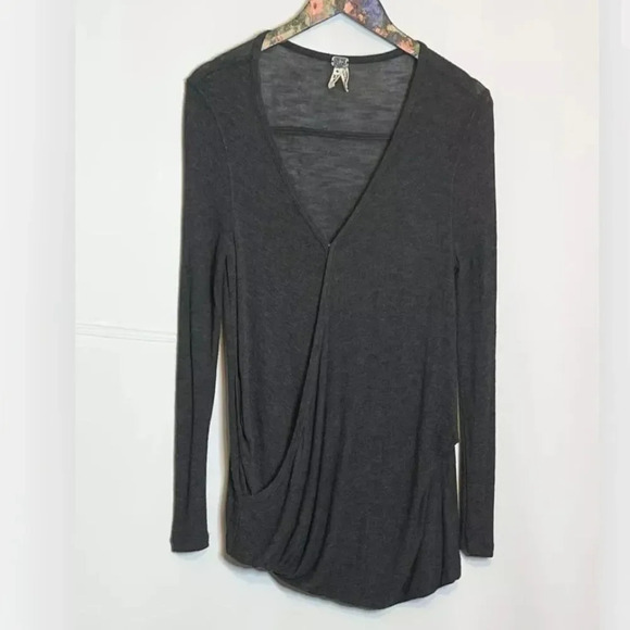 We The Free | Miss Rose Surplice Wrap Top Long Sleeve Snap V Neck - Picture 4 of 10